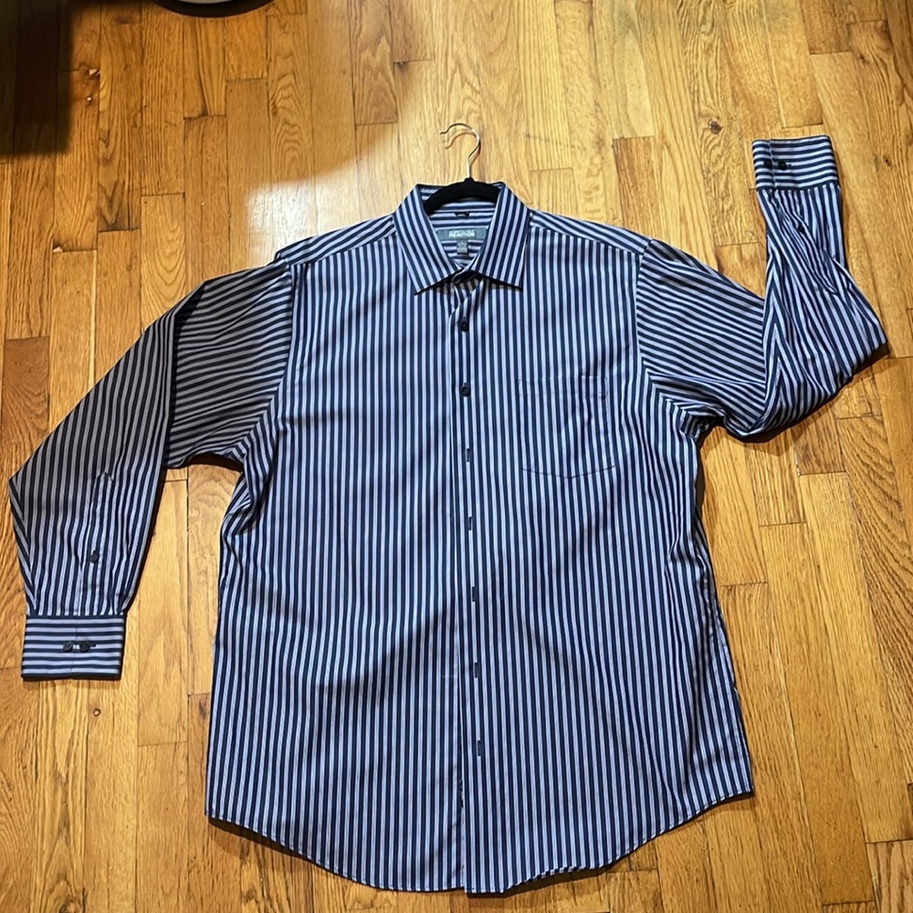 KENNETH COLE REACTION - Men’s Dress Shirt - Size L - Non-iron - Regular-fit.